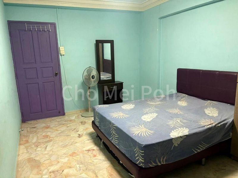 Common Room (HDB) for Rent in  266 Bukit Batok East Avenue 4 - Image 1