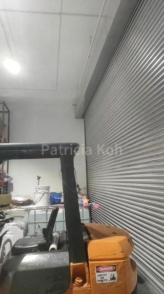 REVV: 2,000 Sq Ft Industrial Workshop for Sale on Old Kent Road, London SE15 - Image 13