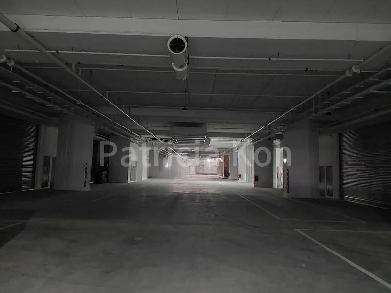 REVV: 2,000 Sq Ft Industrial Workshop for Sale on Old Kent Road, London SE15 - Image 12