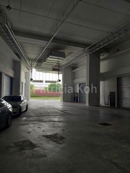REVV: 2,000 Sq Ft Industrial Workshop for Sale on Old Kent Road, London SE15 - Image 10
