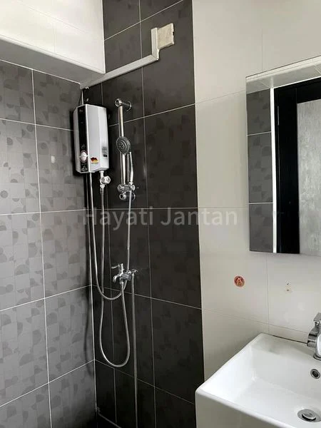 4 Room (4A) HDB for Rent in  687B Choa Chu Kang Drive - Image 9