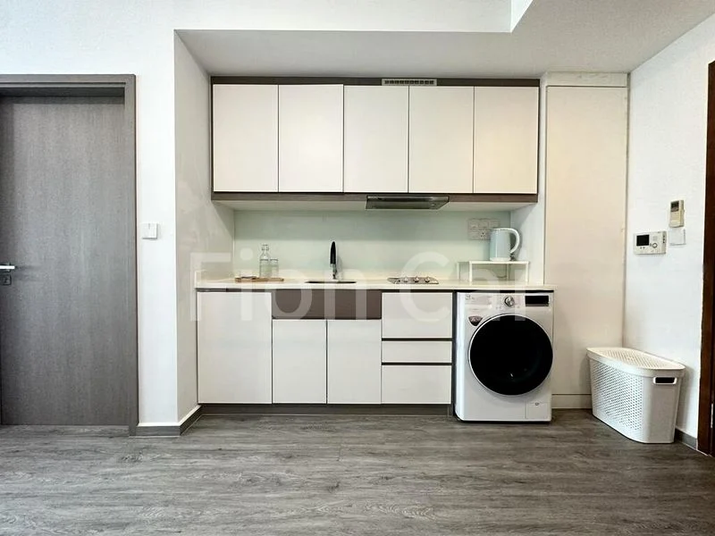 1 Bed Condo for Sale in  The Interweave - Image 4