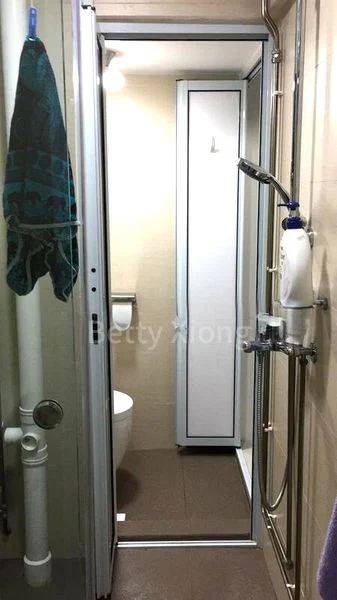 Common Room (HDB) for Rent in  3 Bedok South Avenue 1 - Image 2