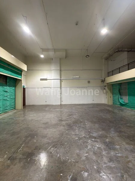 Light Industrial (B1) for Rent in  Apex @ Henderson - Image 3