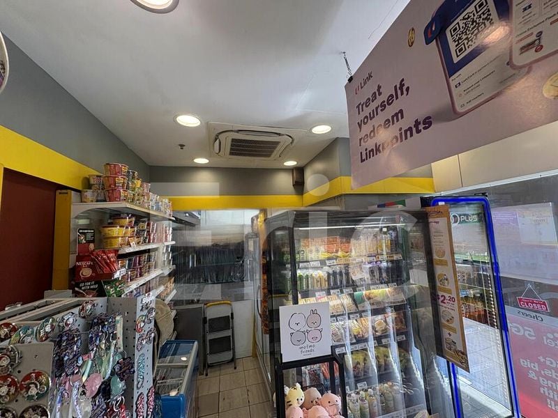 Other Retail for Rent: 1 Onan Road - Image 2