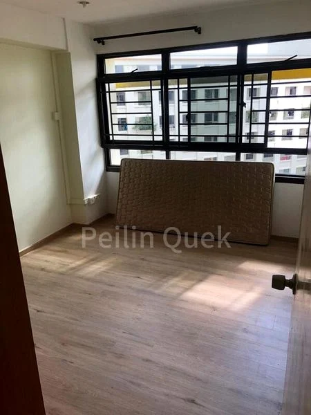 5 Room (5I) HDB for Rent in  115B Yishun Ring Road - Image 5
