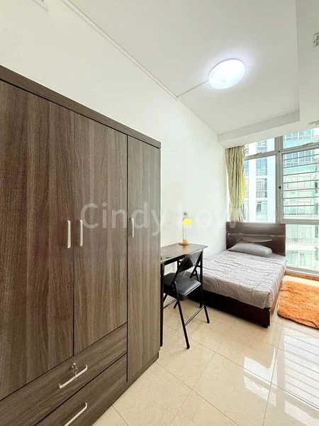 Common Room (Condo) for Rent in  The Lakeshore - Image 5