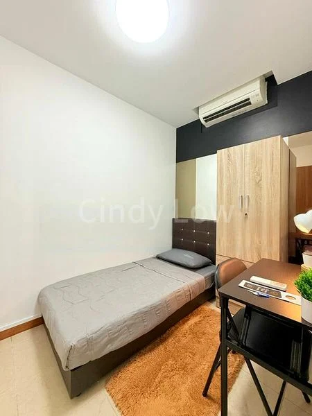 Common Room (Condo) for Rent in  The Lakeshore - Image 2