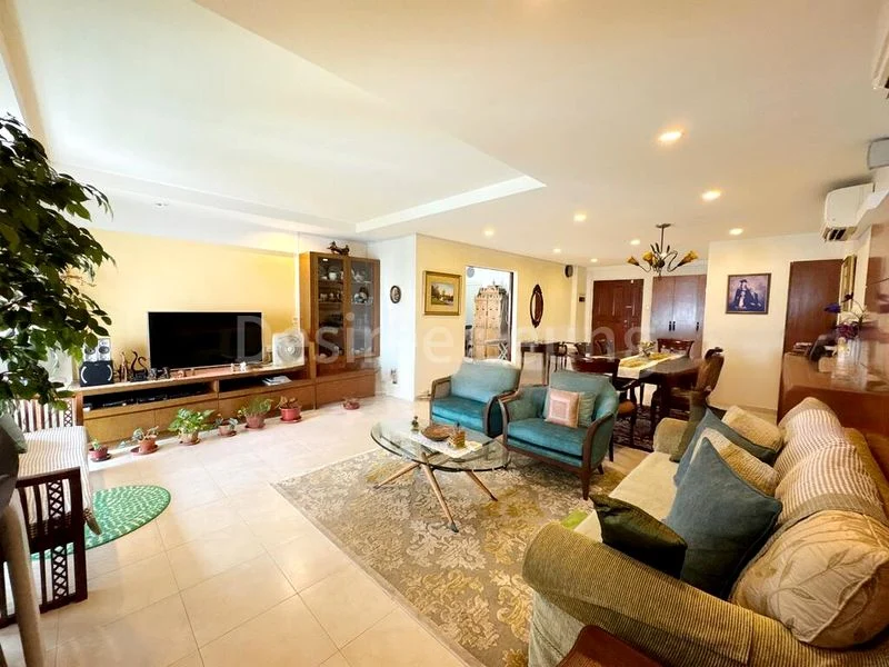 Executive HDB for Sale in 115 Edgefield Plains - Image 3