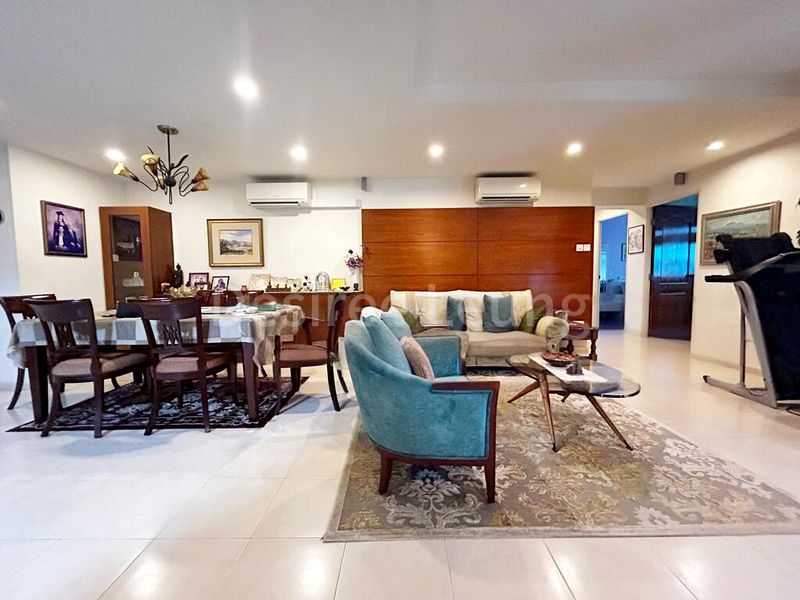 Executive HDB for Sale in 115 Edgefield Plains - Image 4