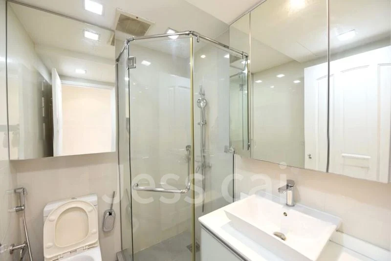 5 Bed Condo for Rent in  Spring Grove - Image 5