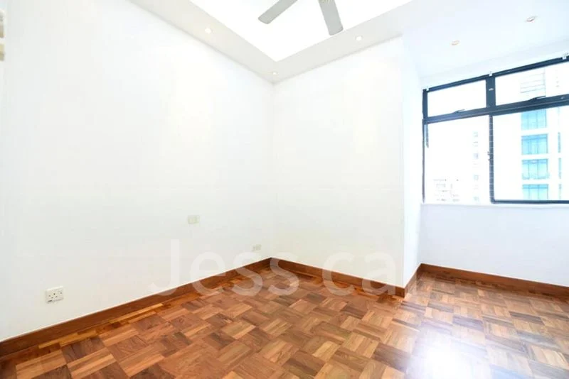 5 Bed Condo for Rent in  Spring Grove - Image 12