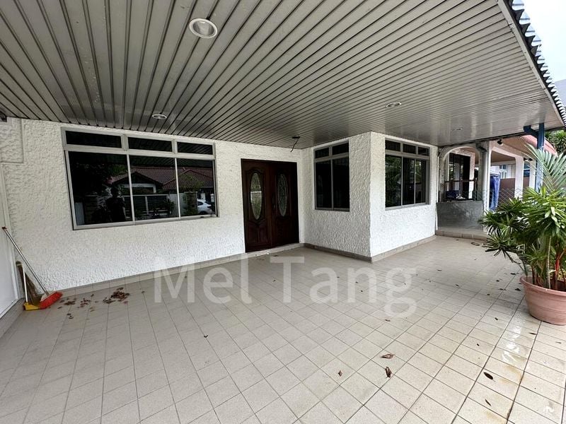 Master Room (Landed) for Rent in  Serangoon Garden Estate - Image 8