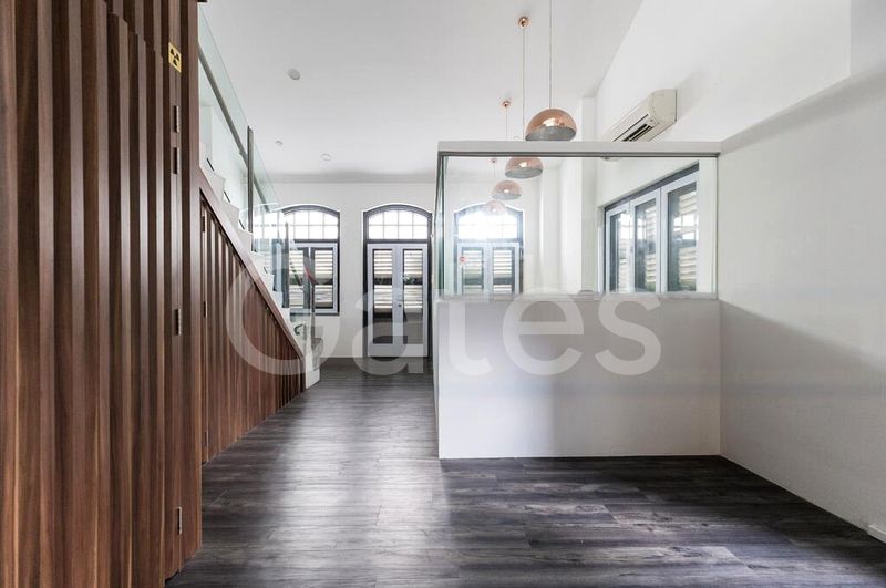 Shop / Shophouse for Rent: Icon @ Pasir Panjang - Image 2