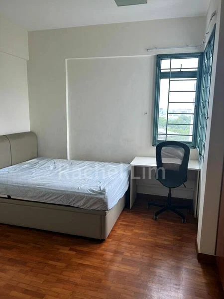 5 Bed Condo for Rent in Summerdale - Image 1