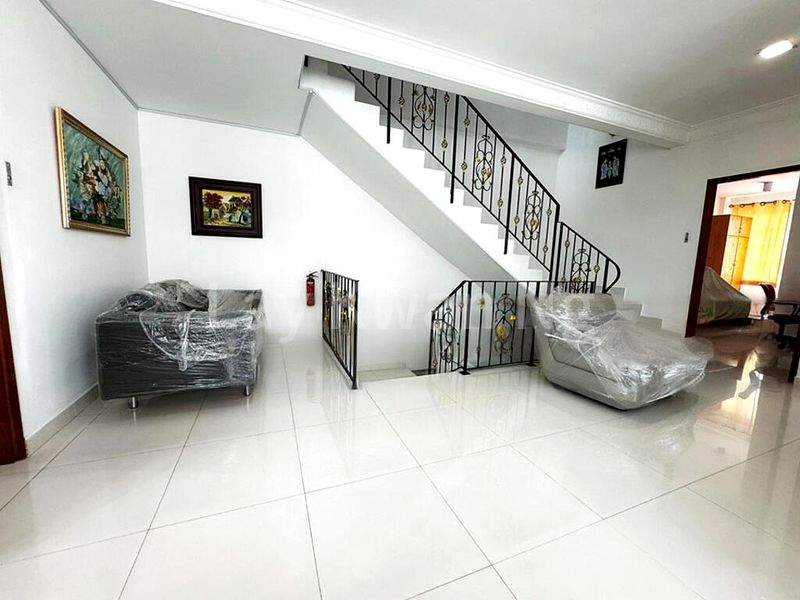 8 Bed Semi-Detached House (Landed) for Sale in  Sembawang Hills Estate - Image 12