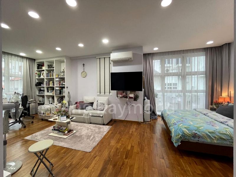 4+1 Bed Bungalow (Landed) for Sale in  Cosford Road - Image 4