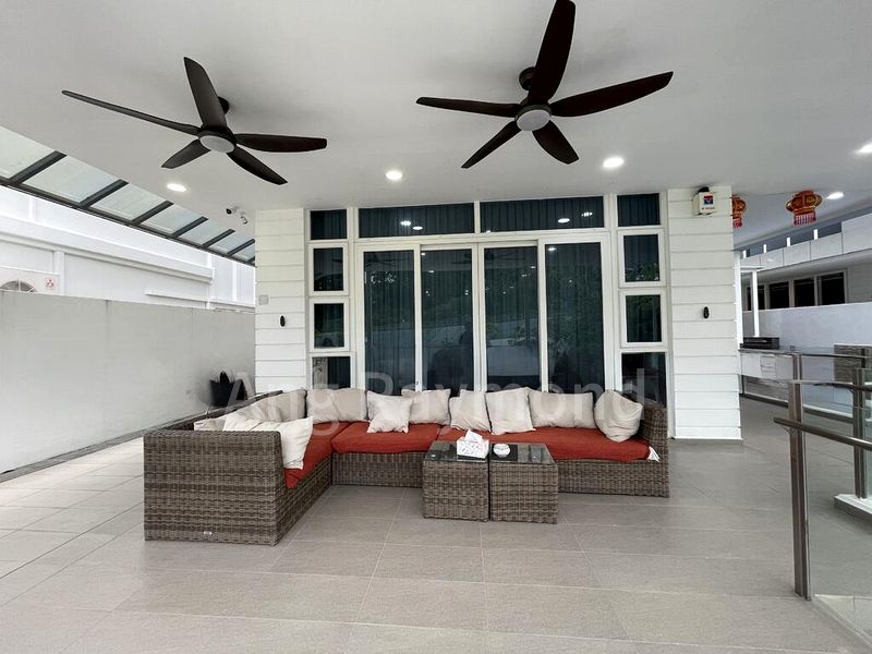 4+1 Bed Bungalow (Landed) for Sale in  Cosford Road - Image 10