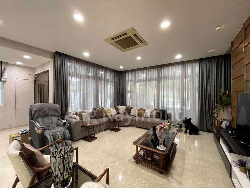 4+1 Bed Bungalow (Landed) for Sale in  Cosford Road - Image 11