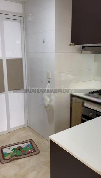 3 Bed Condo for Rent in  The Trizon - Image 4
