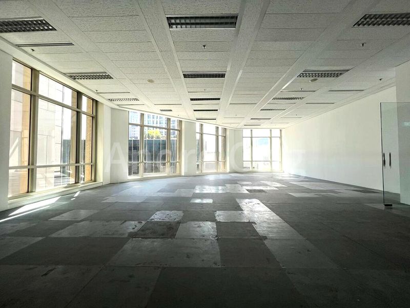 Office for Rent: 61 Robinson - Image 1