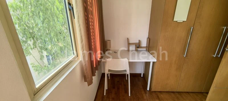 3+1 Bed Executive Condo for Rent in  Woodsvale - Image 1