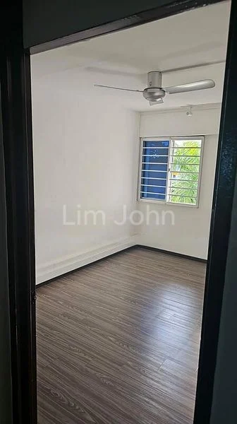 Common Room (HDB) for Rent in 293 Yishun Street 22 - Image 1