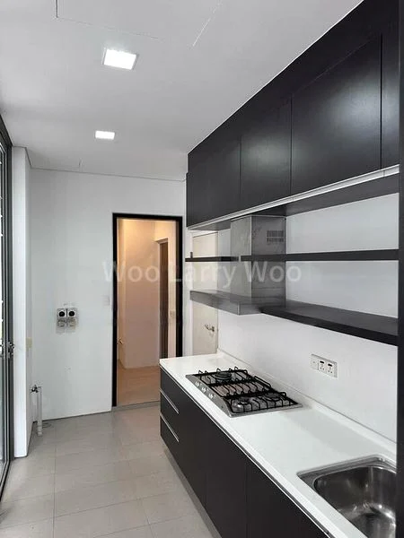 5 Bed Bungalow (Landed) for Rent in  College Green - Image 3