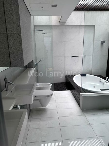 5 Bed Bungalow (Landed) for Rent in  College Green - Image 2