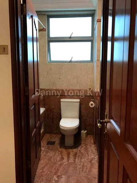 2 Bed Condo for Rent in  1 King Albert Park - Image 4