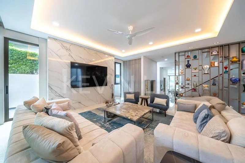 7 Bed Bungalow (Landed) for Sale in Dedap Gardens - Image 18