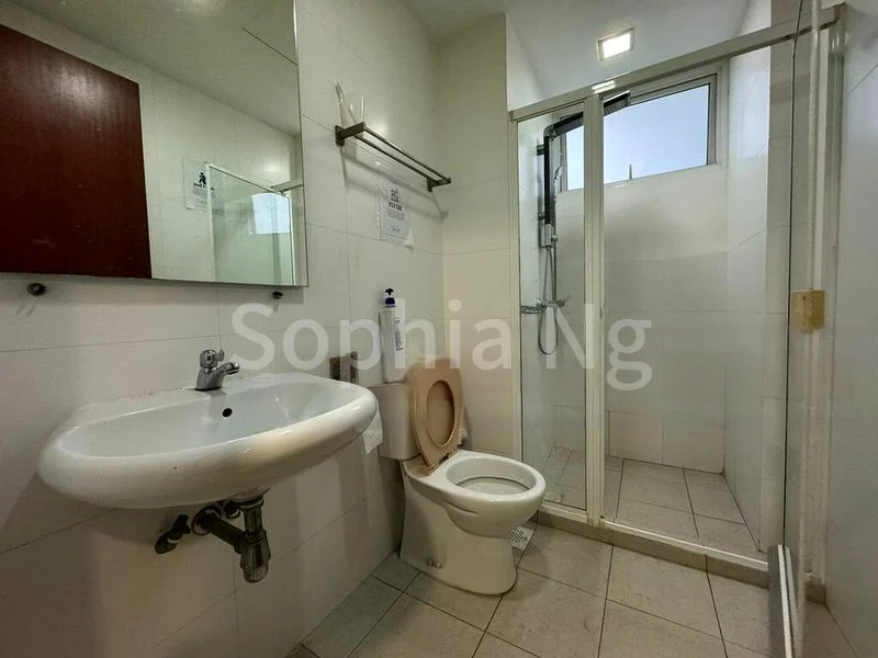 Room (Condo) for Rent in La Casa - Image 3