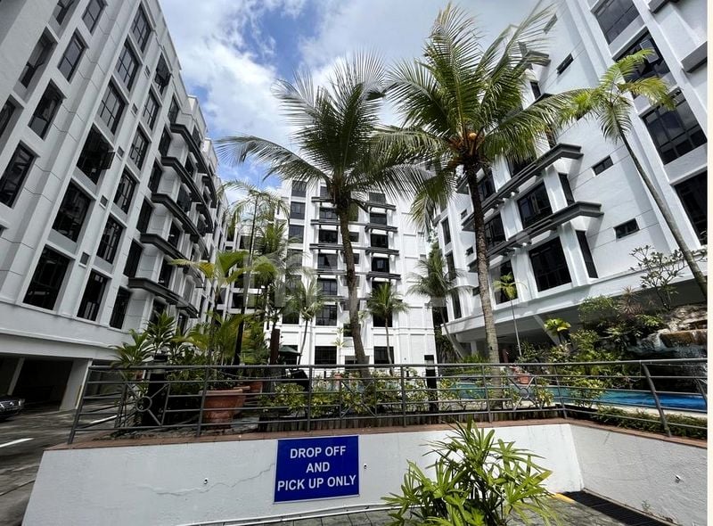 2 Bed Apartment (Condo) for Sale in  Harbourlights - Image 16