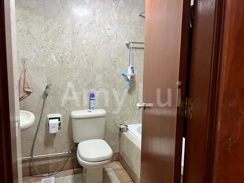 2 Bed Apartment (Condo) for Sale in  Harbourlights - Image 10