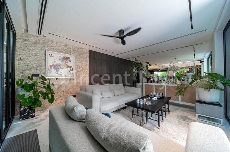 5 Bed Semi-Detached House (Landed) for Sale in  Serangoon Garden Estate - Image 9