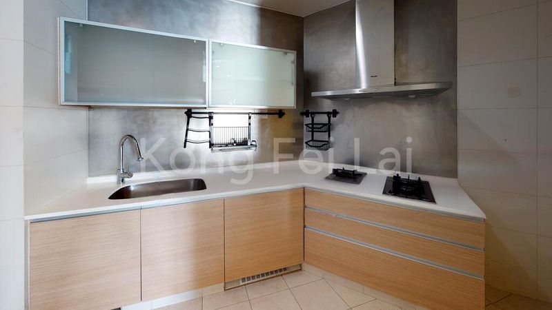 3 Bed Condo for Rent in  The Azure - Image 7