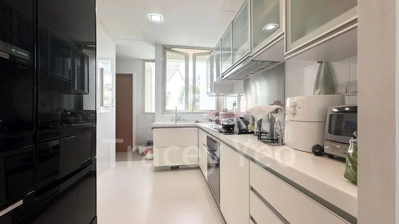 Common Room (Condo) for Rent in  Fontaine Parry - Image 1
