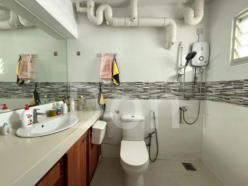 5 Room (5I) HDB for Sale in 105D Edgefield Plains - Image 6