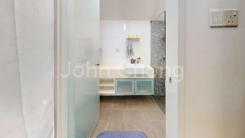 5 Bed Terraced House (Landed) for Sale in  Serangoon Garden Estate - Image 21