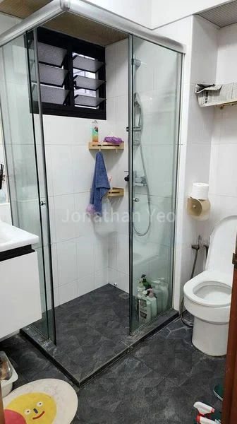 5 Room (5I) HDB for Sale in  196B Boon Lay Drive - Image 11