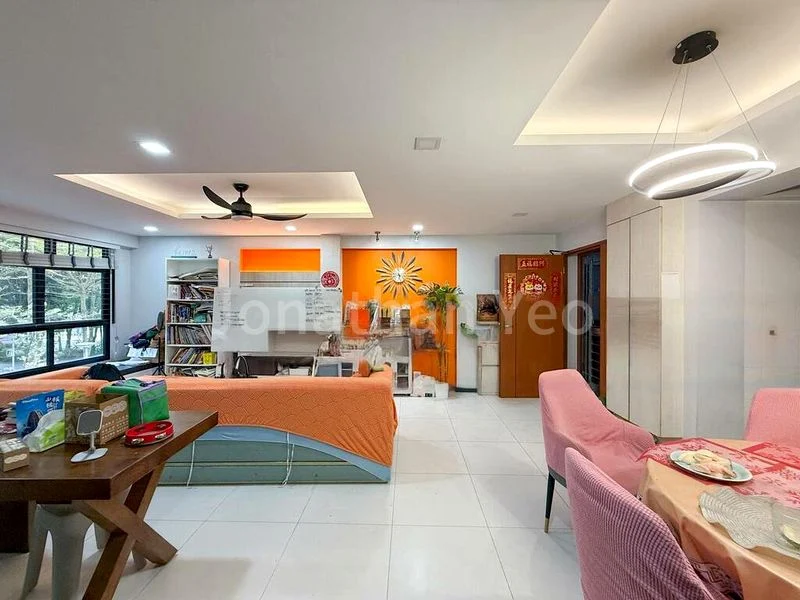5 Room (5I) HDB for Sale in  196B Boon Lay Drive - Image 1