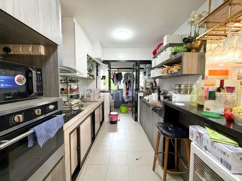 5 Room (5I) HDB for Sale in  196B Boon Lay Drive - Image 5