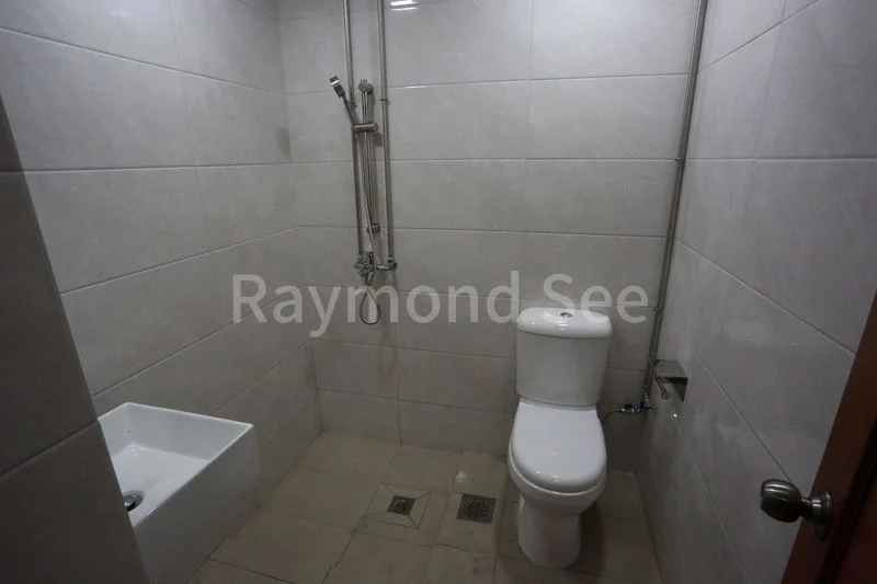 Common Room (Condo) for Rent in  Canne Ville - Image 4
