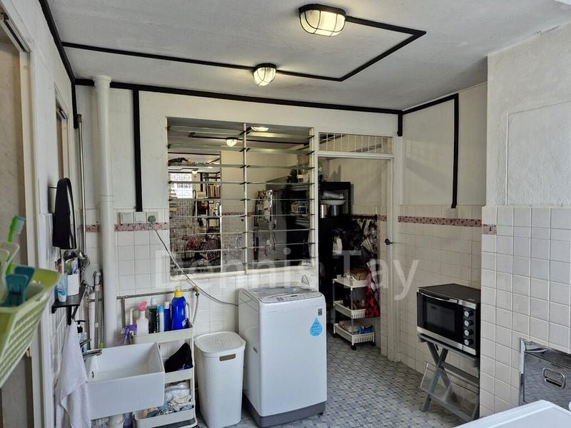 3 Room (3I) HDB for Rent in  113 Lorong 1 Toa Payoh - Image 1