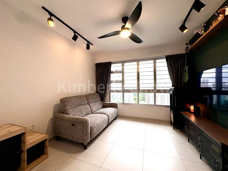 4 Room (4A) HDB for Sale in  Ang Mo Kio Street 23 - Image 1