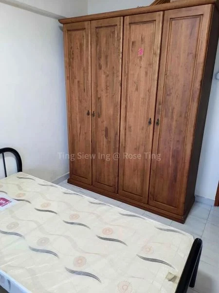 Common Room (HDB) for Rent in  231 Yishun Street 21 - Image 1