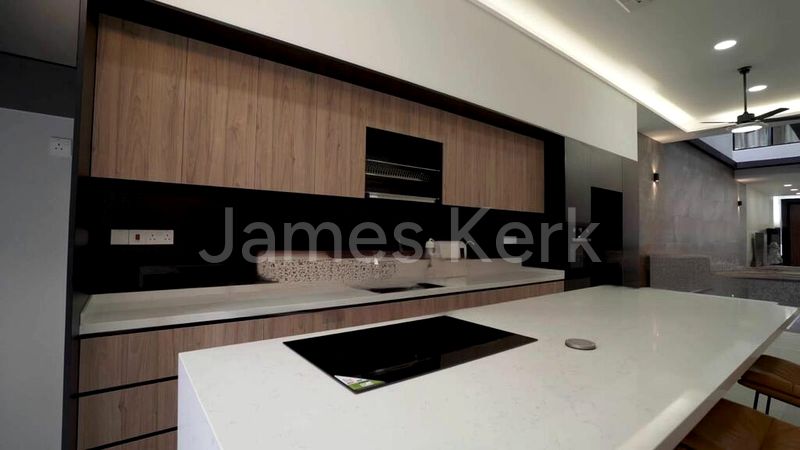 7 Bed Terraced House (Landed) for Sale in  Playfair Road - Image 9