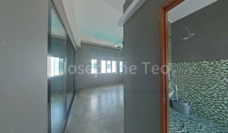 1 Bed Walk-up Apartment (Condo) for Rent in  Tiong Bahru Estate - Image 4