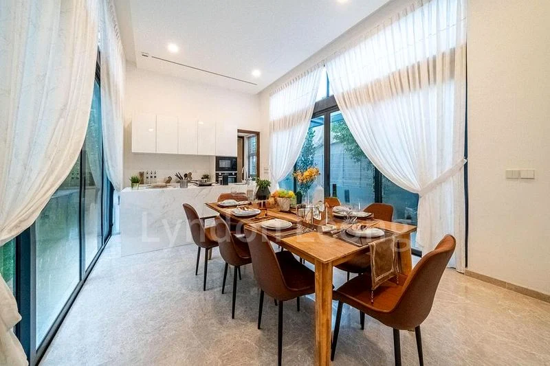 5 Bed Cluster House (Landed) for Rent in  Cluny Park Road - Image 14