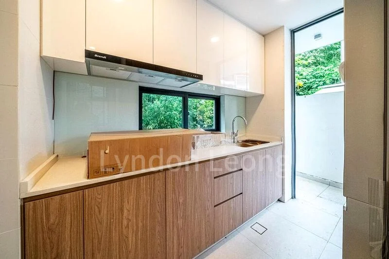 5 Bed Cluster House (Landed) for Rent in  Cluny Park Road - Image 12
